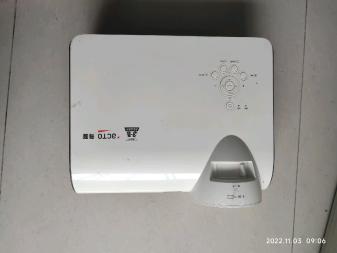 雅图短焦投影仪